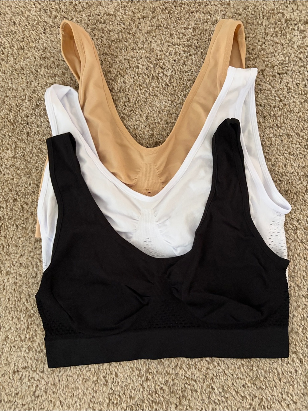 Seamless Wireless Scoop Bralette - Black, White & Nude